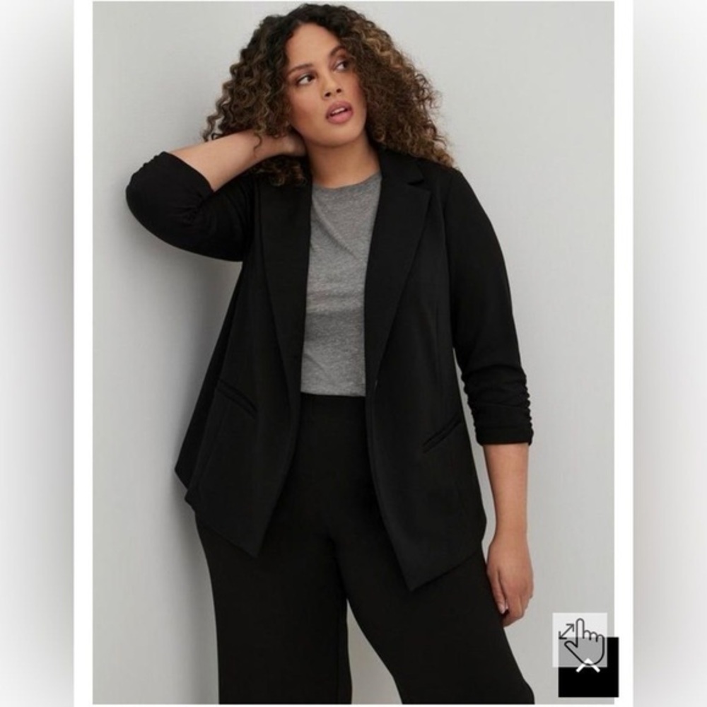 TORRID Black Cupro Blazer Jacket Single Button Size 6X NEW